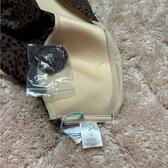 New with tags Kona Sol leopard print one piece swimsuit size small - Picture 4 of 4